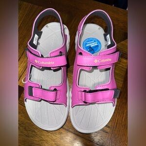 NWT COLUMBIA TECHSUN PINK SIZE  6